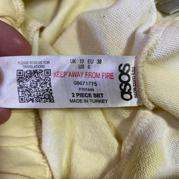 ASOS DESIGN (Set) Tie Dye Sweatshirt & Jogger Set, Butter/White, Size 6
K - Picture 8 of 16